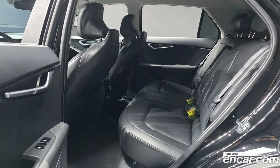 Kia Niro 2023 0.2 автомат (гидро), фото 18 Kia Niro 2023 0.2 автомат (гидро), фото 18
