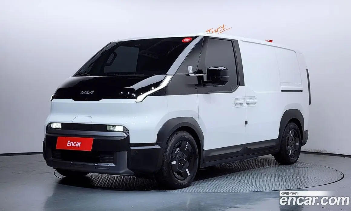 Kia PV5 2025 0.2 автомат (гидро), фото 1 Kia PV5 2025 0.2 автомат (гидро), фото 1