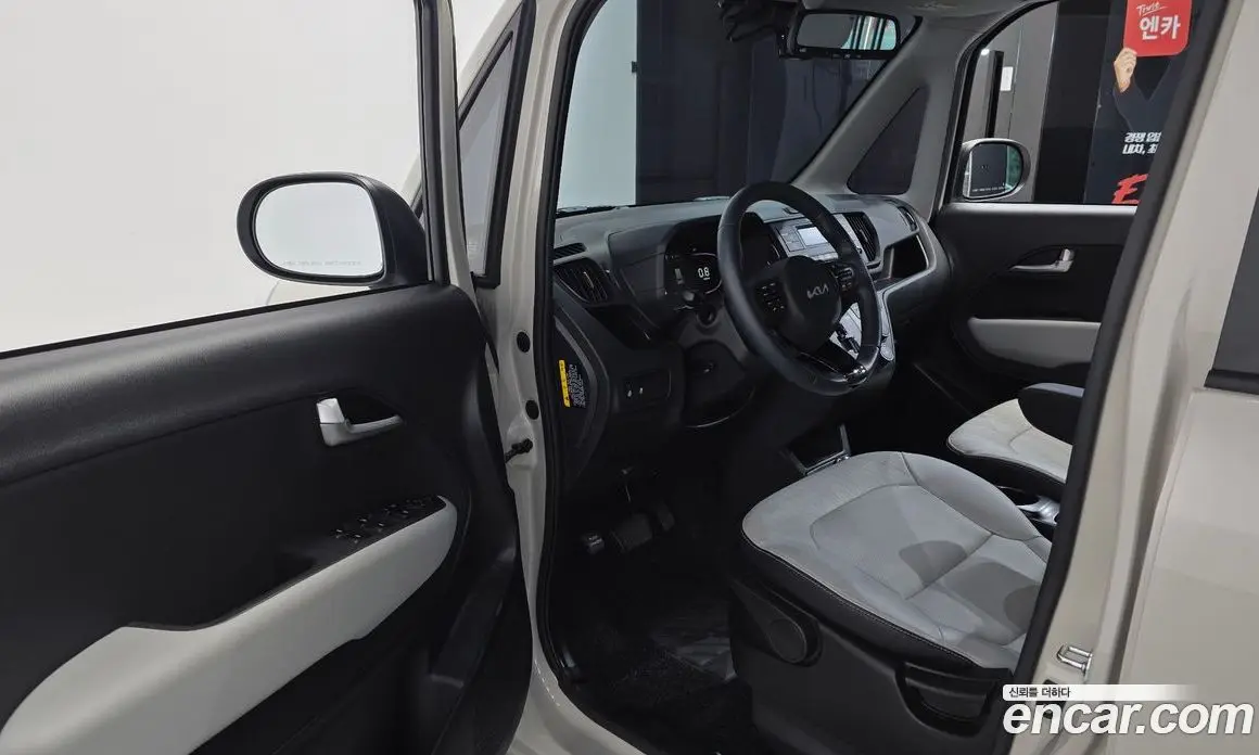 Kia Ray 2022 1.0 автомат (гидро), фото 13