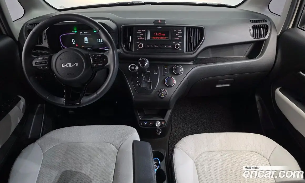 Kia Ray 2022 1.0 автомат (гидро), фото 10