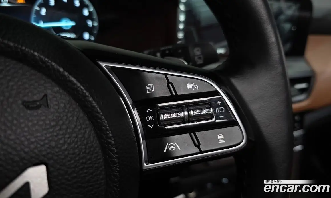 Kia Seltos 2025 1.6 автомат (гидро), фото 17 Kia Seltos 2025 1.6 автомат (гидро), фото 17