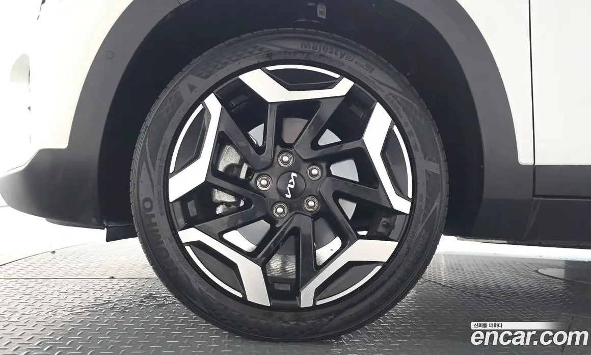 Kia Seltos 2025 1.6 автомат (гидро), фото 5 Kia Seltos 2025 1.6 автомат (гидро), фото 5