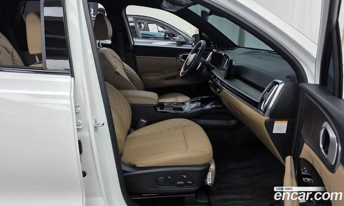 Kia Sorento 2024 1.6 автомат (гидро), фото 17 Kia Sorento 2024 1.6 автомат (гидро), фото 17