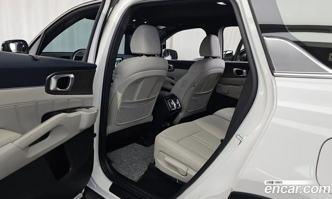 Kia Sorento 2024 1.6 автомат (гидро), фото 16