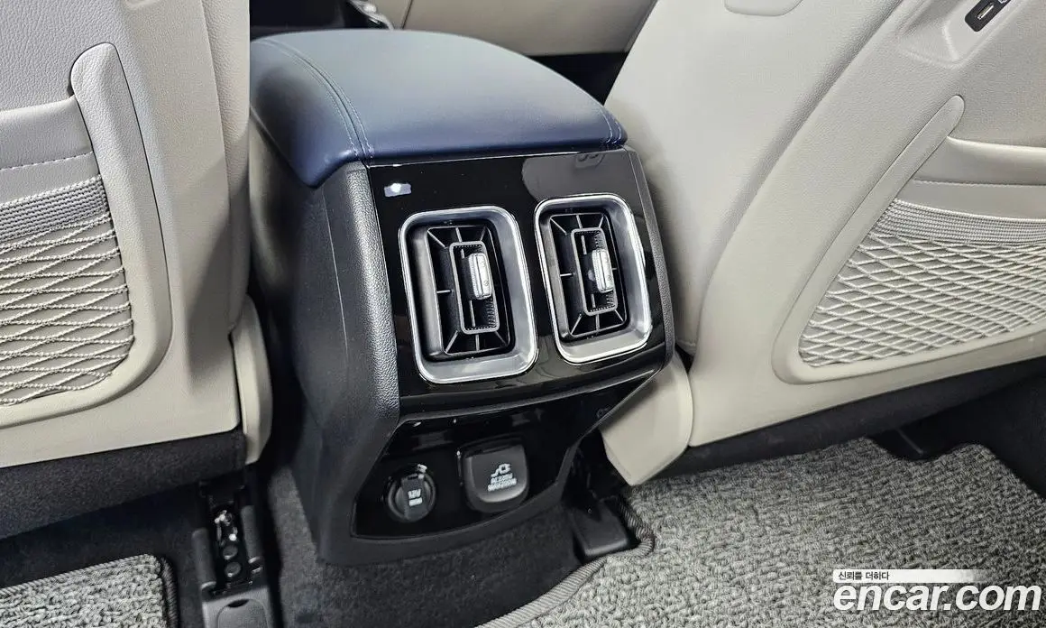 Kia Sorento 2024 1.6 автомат (гидро), фото 31