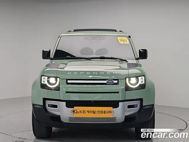 Land Rover Defender, 2023, 61 162 км