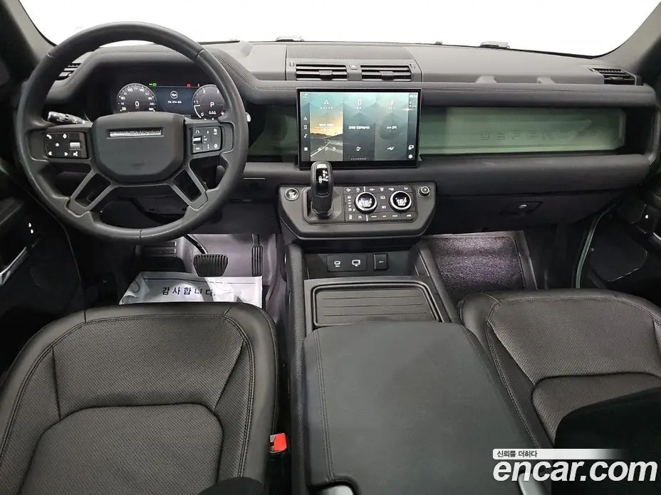Land Rover Defender 2023 3.0 автомат (гидро), фото 7 Land Rover Defender 2023 3.0 автомат (гидро), фото 7
