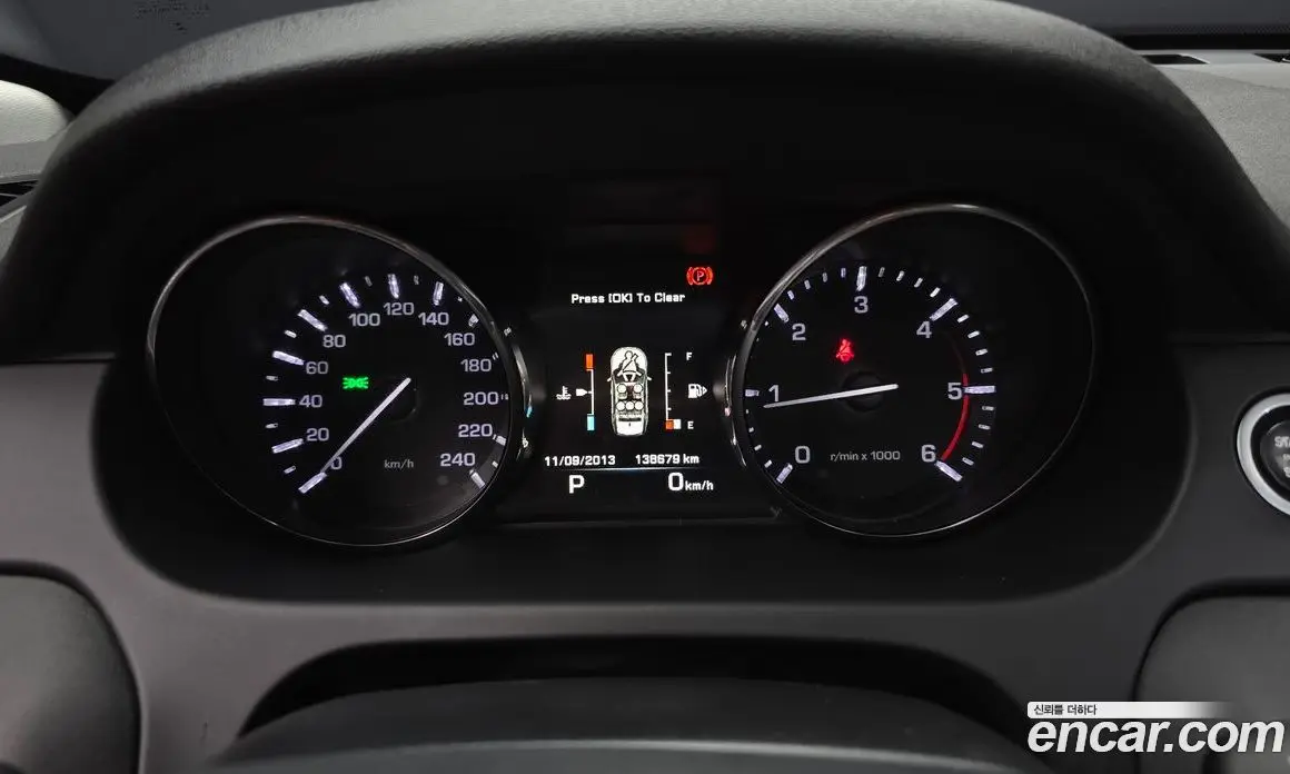Land Rover Discovery Sport 2015 2.2 автомат (гидро), фото 8 Land Rover Discovery Sport 2015 2.2 автомат (гидро), фото 8