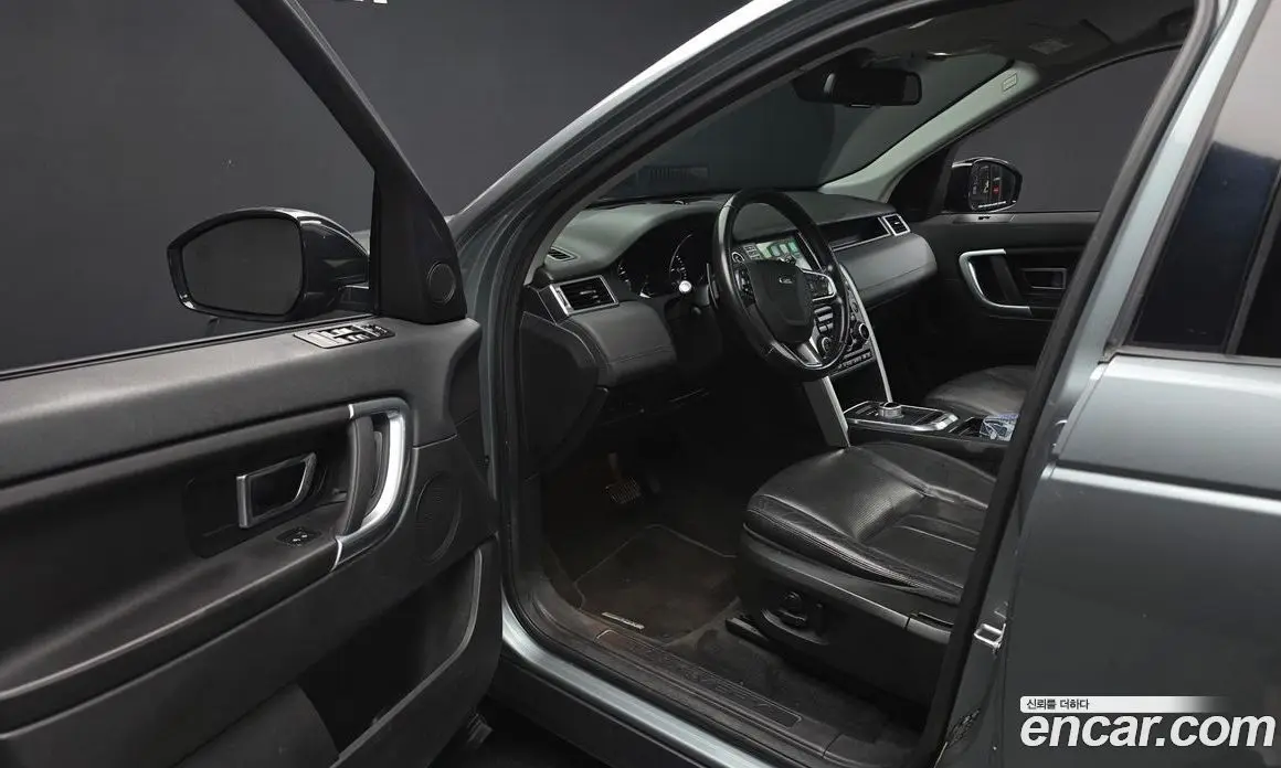 Land Rover Discovery Sport 2015 2.2 автомат (гидро), фото 10 Land Rover Discovery Sport 2015 2.2 автомат (гидро), фото 10