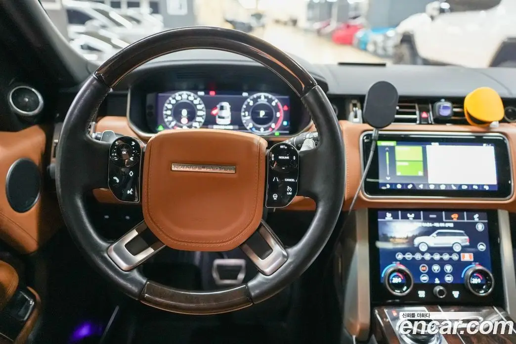 Land Rover Range Rover 2018 4.4 автомат (гидро), фото 16 Land Rover Range Rover 2018 4.4 автомат (гидро), фото 16