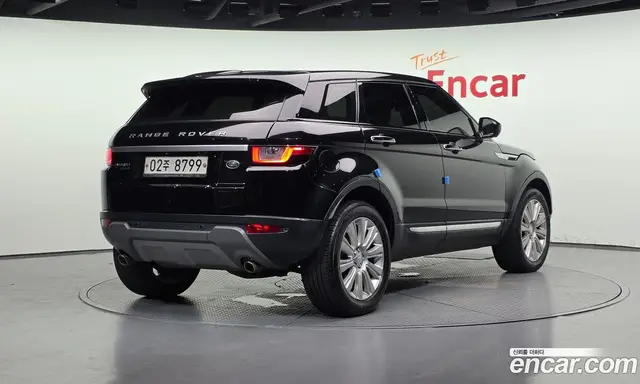 Land Rover Range Rover Evoque 2016 2.0 автомат (гидро), миниатюра 2