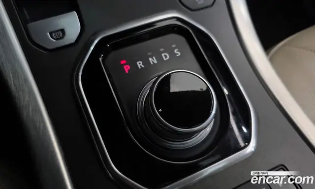 Land Rover Range Rover Evoque 2016 2.0 автомат (гидро), миниатюра 9