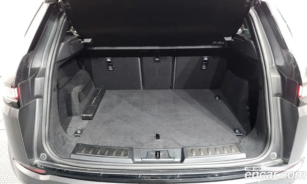Land Rover Range Rover Evoque 2019 2.0 автомат (гидро), фото 20 Land Rover Range Rover Evoque 2019 2.0 автомат (гидро), фото 20