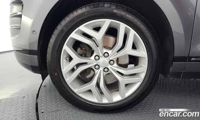 Land Rover Range Rover Evoque 2019 2.0 автомат (гидро), миниатюра 5 Land Rover Range Rover Evoque 2019 2.0 автомат (гидро), миниатюра 5