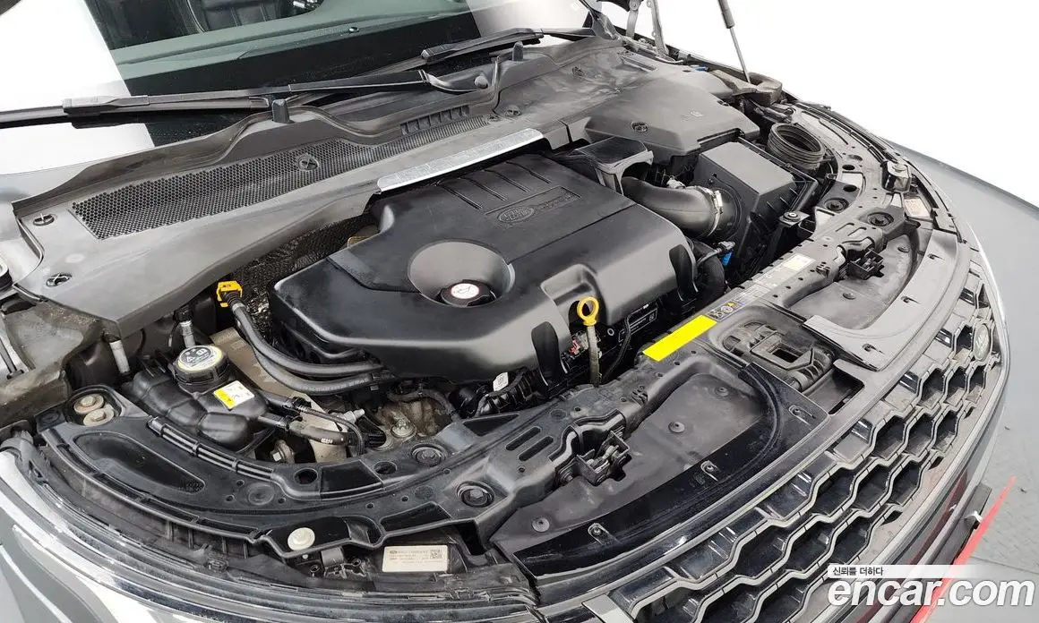 Land Rover Range Rover Evoque 2019 2.0 автомат (гидро), фото 6 Land Rover Range Rover Evoque 2019 2.0 автомат (гидро), фото 6