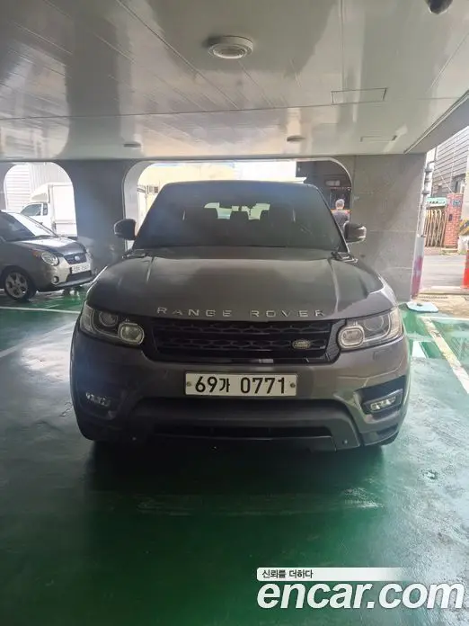 Land Rover Range Rover Sport 2015 3.0 автомат (гидро), миниатюра 1 Land Rover Range Rover Sport 2015 3.0 автомат (гидро), миниатюра 1