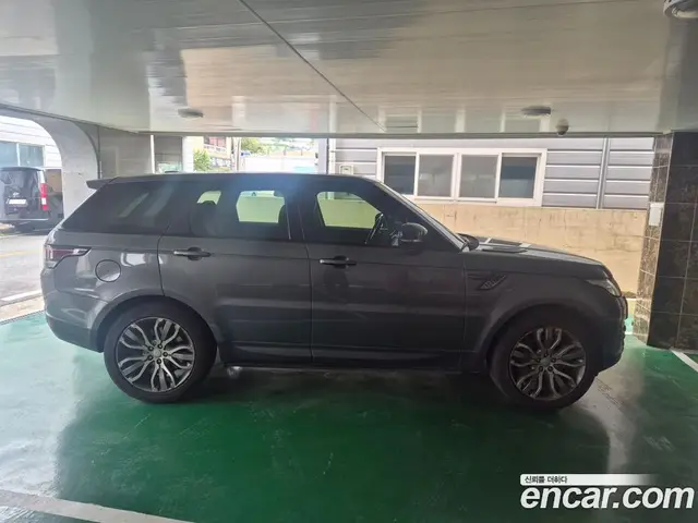 Land Rover Range Rover Sport 2015 3.0 автомат (гидро), миниатюра 2 Land Rover Range Rover Sport 2015 3.0 автомат (гидро), миниатюра 2