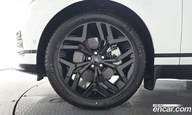 Land Rover Range Rover Velar 2025 3.0 автомат (гидро), миниатюра 4 Land Rover Range Rover Velar 2025 3.0 автомат (гидро), миниатюра 4