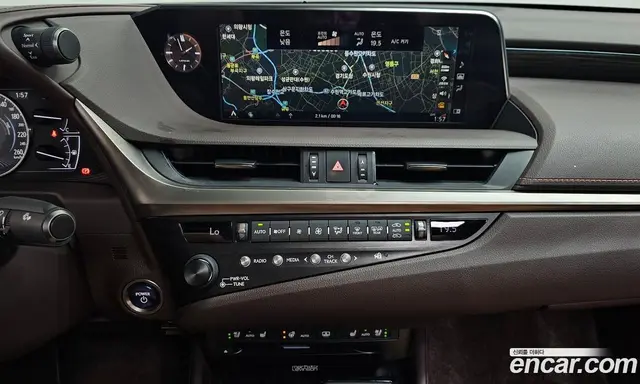 Lexus ES 2019 2.5 автомат (гидро), миниатюра 12