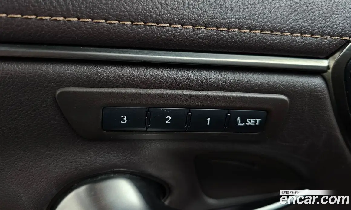 Lexus ES 2019 2.5 автомат (гидро), фото 17 Lexus ES 2019 2.5 автомат (гидро), фото 17