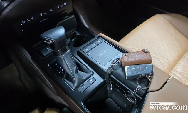 Lexus ES 2020 2.5 автомат (гидро), миниатюра 11 Lexus ES 2020 2.5 автомат (гидро), миниатюра 11