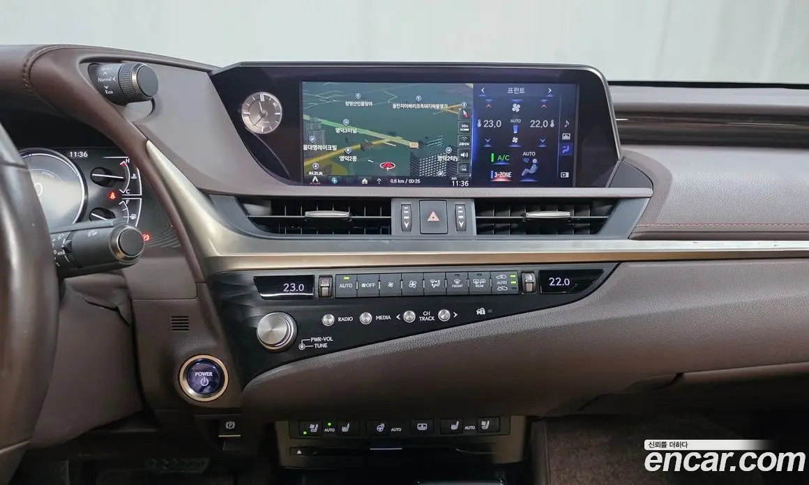 Lexus ES 2020 2.5 автомат (гидро), фото 18 Lexus ES 2020 2.5 автомат (гидро), фото 18