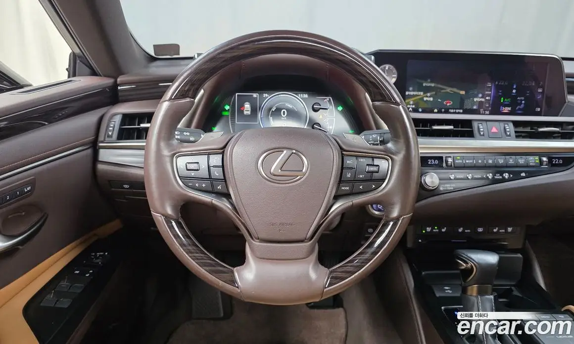 Lexus ES 2020 2.5 автомат (гидро), фото 19 Lexus ES 2020 2.5 автомат (гидро), фото 19