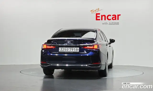 Lexus ES 2020 2.5 автомат (гидро), миниатюра 3 Lexus ES 2020 2.5 автомат (гидро), миниатюра 3