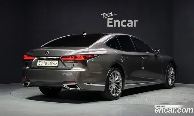 Lexus LS 2021 3.4 автомат (гидро), миниатюра 2