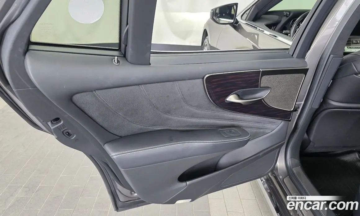 Lexus LS 2021 3.4 автомат (гидро), фото 15