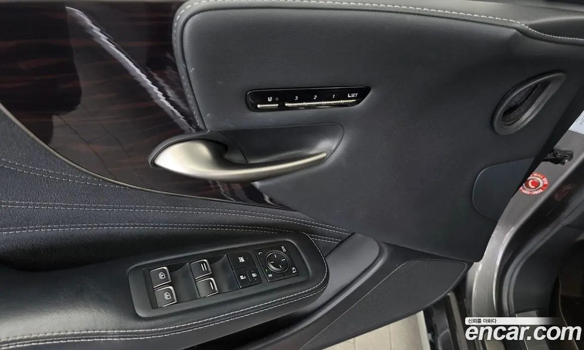 Lexus LS 2021 3.4 автомат (гидро), фото 36