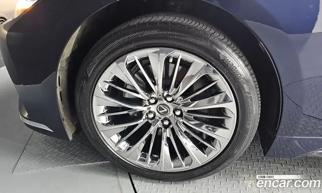 Lexus LS 2022 3.5 автомат (гидро), миниатюра 5 Lexus LS 2022 3.5 автомат (гидро), миниатюра 5