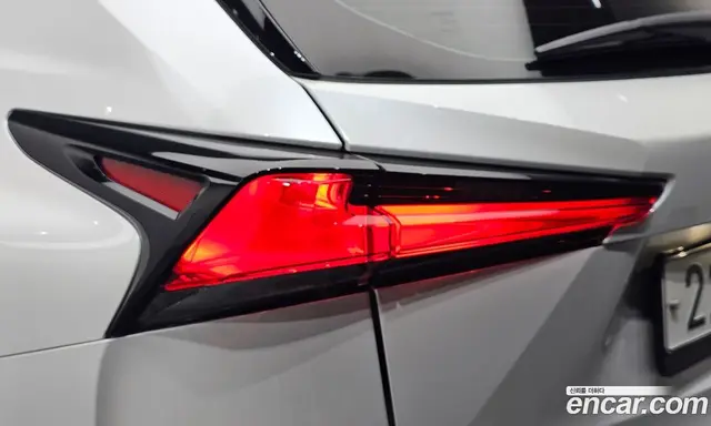 Lexus NX 2019 2.5 автомат (гидро), миниатюра 9 Lexus NX 2019 2.5 автомат (гидро), миниатюра 9