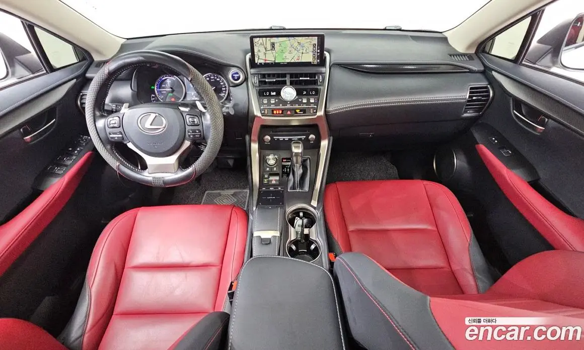 Lexus NX 2019 2.5 автомат (гидро), фото 10 Lexus NX 2019 2.5 автомат (гидро), фото 10