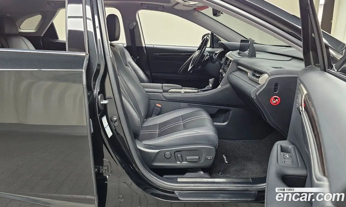 Lexus RX 2021 3.5 автомат (гидро), фото 15 Lexus RX 2021 3.5 автомат (гидро), фото 15