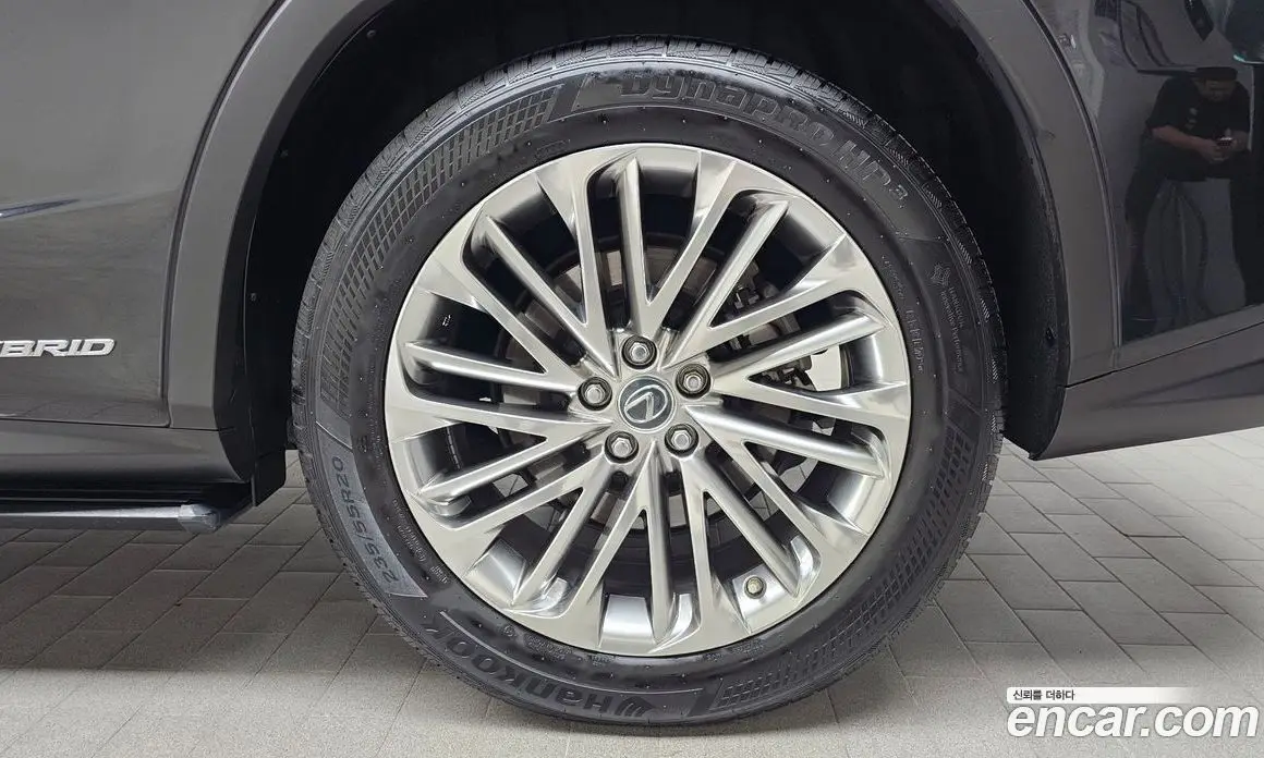 Lexus RX 2021 3.5 автомат (гидро), фото 6 Lexus RX 2021 3.5 автомат (гидро), фото 6
