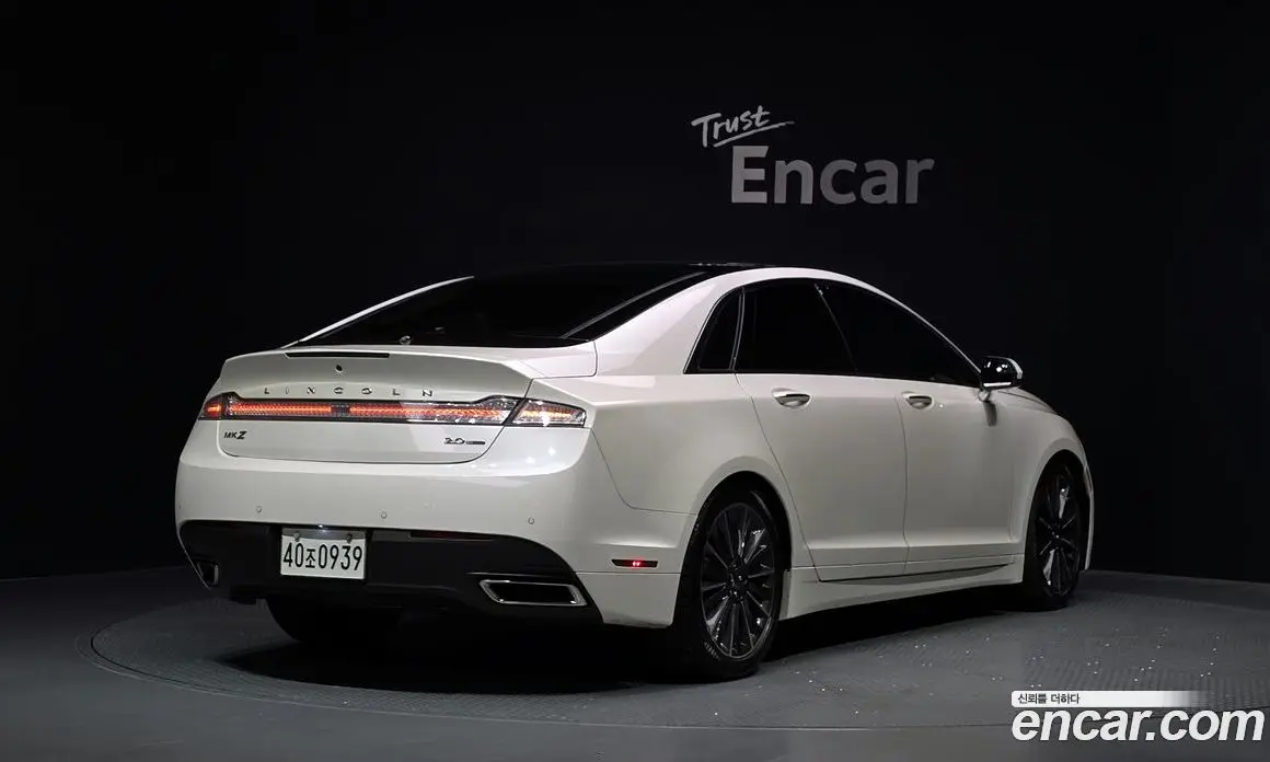 Lincoln MKZ 2016 2.0 автомат (гидро), фото 2 Lincoln MKZ 2016 2.0 автомат (гидро), фото 2