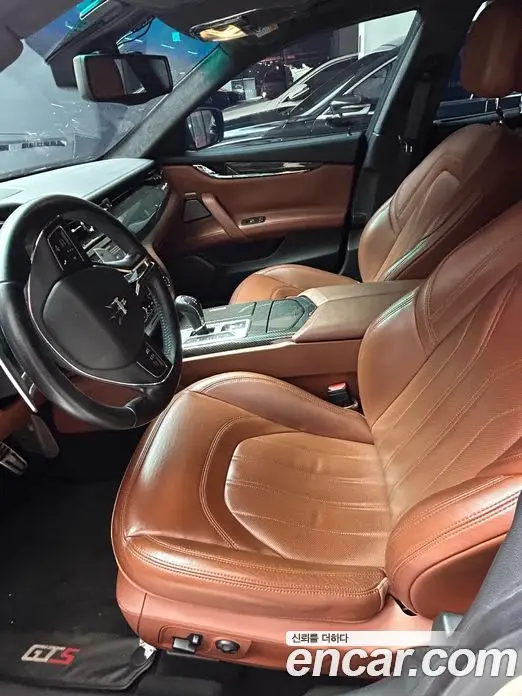 Maserati Quattroporte 2015 3.8 автомат (гидро), фото 12 Maserati Quattroporte 2015 3.8 автомат (гидро), фото 12