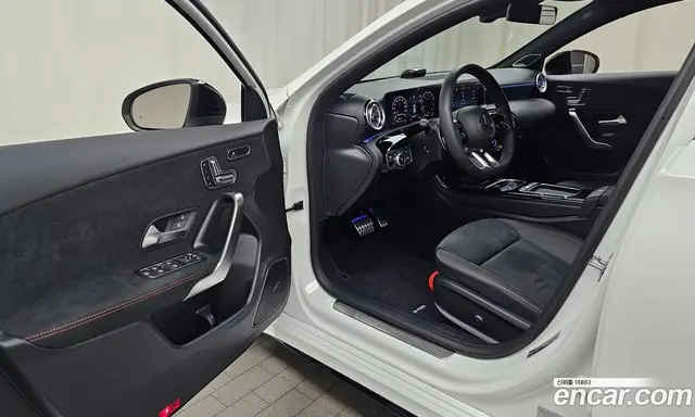 Mercedes-Benz A-Class 2025 2.0 автомат (гидро), миниатюра 12