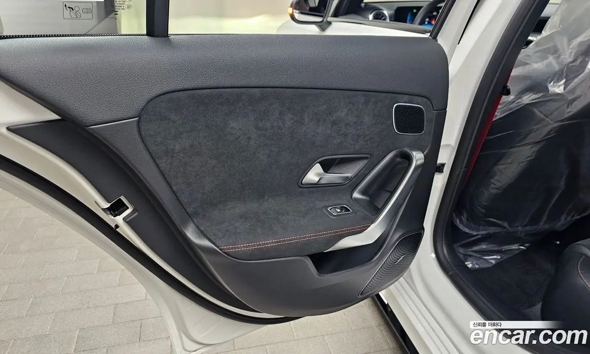 Mercedes-Benz A-Class 2025 2.0 автомат (гидро), фото 14 Mercedes-Benz A-Class 2025 2.0 автомат (гидро), фото 14