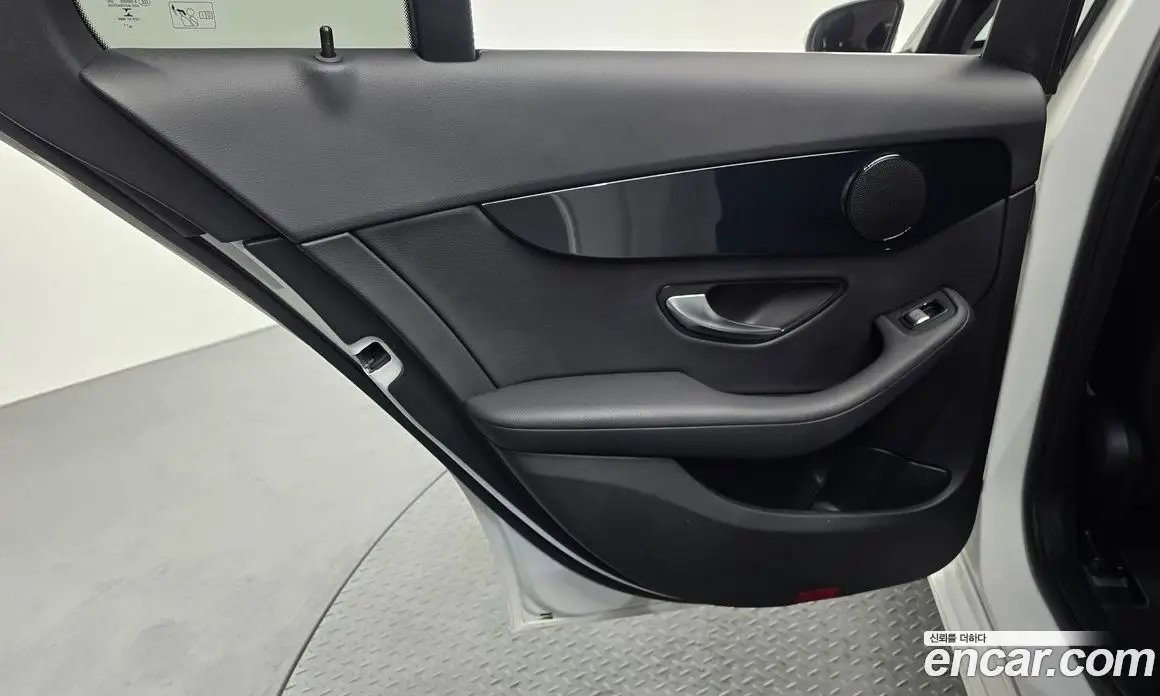 Mercedes-Benz C-Class 2019 2.0 автомат (гидро), фото 15 Mercedes-Benz C-Class 2019 2.0 автомат (гидро), фото 15