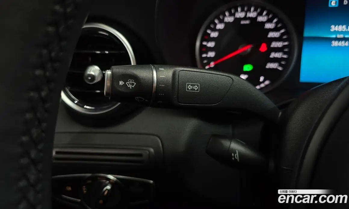 Mercedes-Benz C-Class 2019 2.0 автомат (гидро), фото 25 Mercedes-Benz C-Class 2019 2.0 автомат (гидро), фото 25