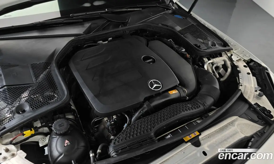 Mercedes-Benz C-Class 2019 2.0 автомат (гидро), фото 6 Mercedes-Benz C-Class 2019 2.0 автомат (гидро), фото 6