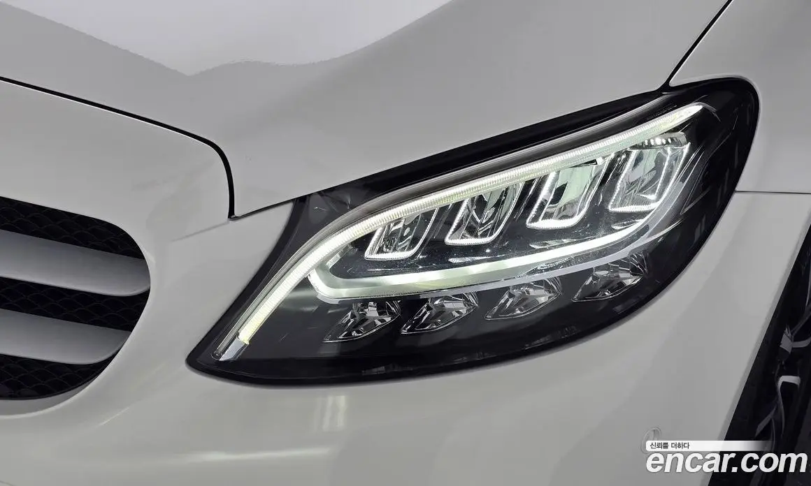Mercedes-Benz C-Class 2019 2.0 автомат (гидро), фото 8 Mercedes-Benz C-Class 2019 2.0 автомат (гидро), фото 8