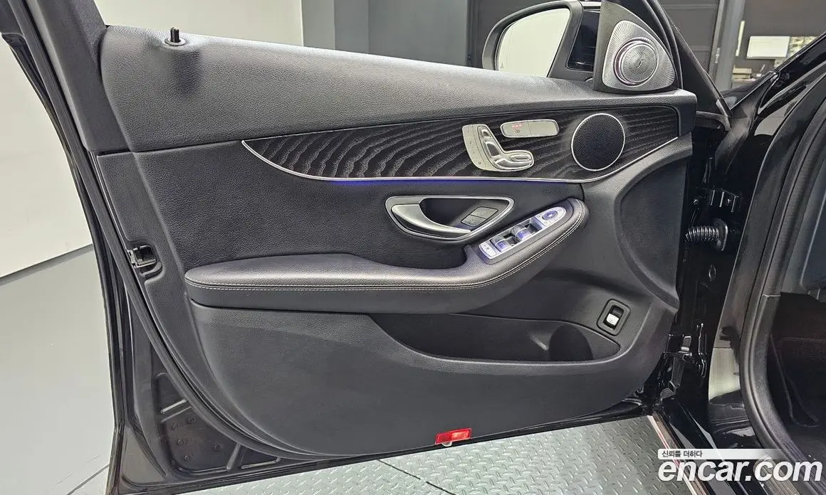 Mercedes-Benz C-Class 2019 1.9 автомат (гидро), фото 14
