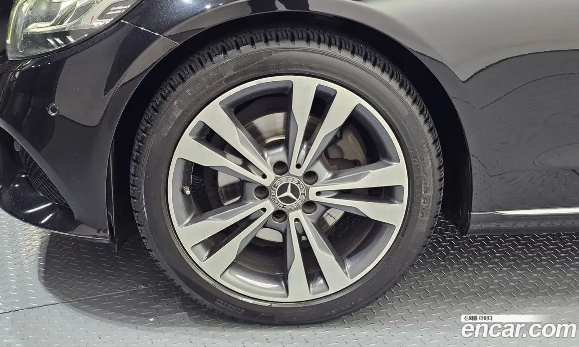 Mercedes-Benz C-Class 2019 1.9 автомат (гидро), фото 5