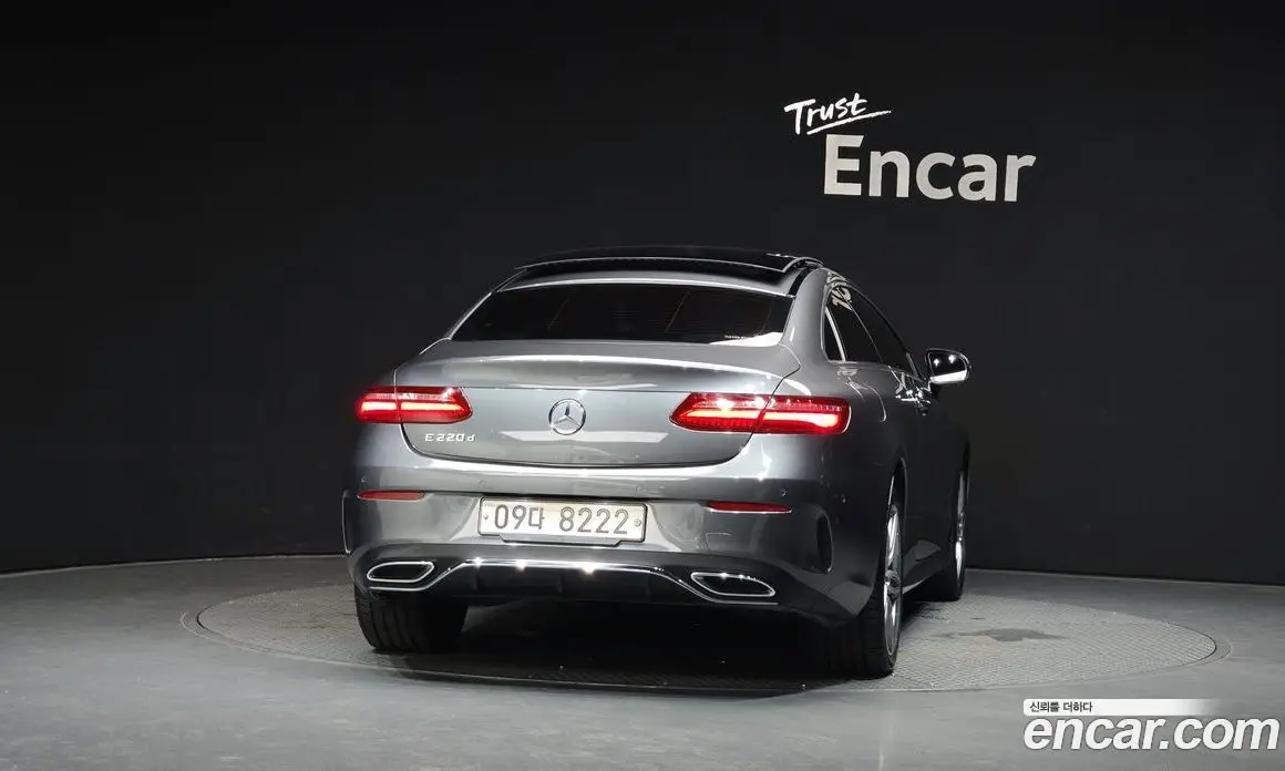 Mercedes-Benz E-Class 2017 1.9 автомат (гидро), фото 4 Mercedes-Benz E-Class 2017 1.9 автомат (гидро), фото 4