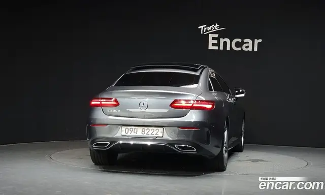 Mercedes-Benz E-Class 2017 1.9 автомат (гидро), миниатюра 4 Mercedes-Benz E-Class 2017 1.9 автомат (гидро), миниатюра 4