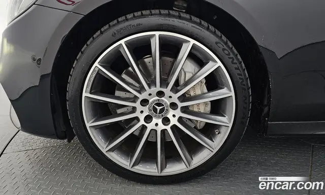 Mercedes-Benz E-Class 2019 2.0 автомат (гидро), миниатюра 4