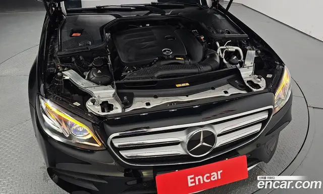 Mercedes-Benz E-Class 2019 2.0 автомат (гидро), миниатюра 5